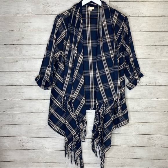 En Creme Fringe Plaid Open Cardigan - Picture 2 of 7